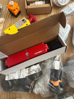 Elektro Nové EUCHNER IFM atd - 3