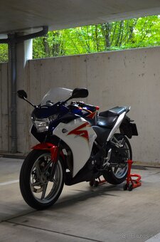 Honda CBR 250R - 3
