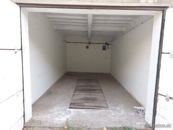 Predam garaz blizko Racianskeho myta - 3