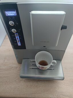 Automaticky kávovar Siemens EQ 5 Macchiato Plus - 3