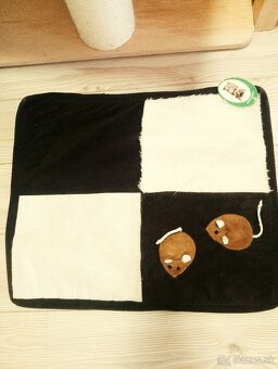 Pelech s kobercom na hranie - 3