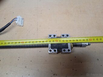 Elektromotor s prevodovkou - 3