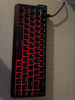 Stolný počítač - 3