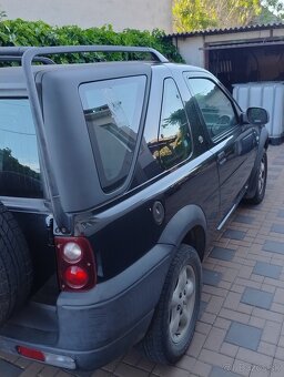 Land Rover - 3