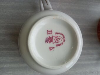 Šálky a podšálky, porcelán. - 3