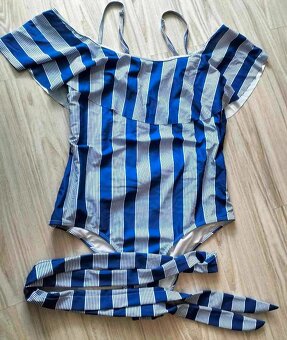 Modro biele plavky s volánikmi SHEIN, v. XL/XXL - 3