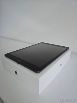 Apple iPad 9. gen 10.2" Wi-Fi 64GB Space Gray - 3