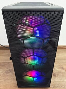 PREDÁM HERNÝ PC - I3 10100F, GTX 1070 8GB, 16GB DDR4,SSD,HDD - 3