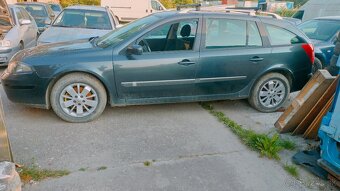 Renault laguna grandtour 2 2.2 DCI 110kw - 3