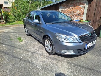 Predám octavia 2 facelift - 3