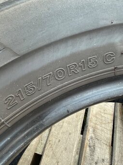 Bridgestone 215/70 R15C 2x=70e - 3