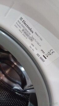 Práčka Electrolux - slim - 3