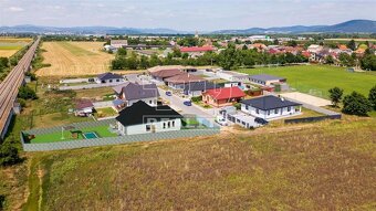 Rezervované - Šikovný pozemok v obci Považany 658 m2,... - 3