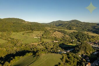 Váš súkromný raj s dychberúcim výhľadom a 9 444m2 veľkým poz - 3