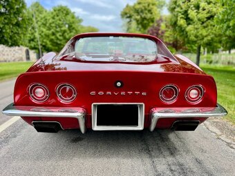 Chevrolet Corvette 1973 – klasický americký kabriolet s V8 - 3