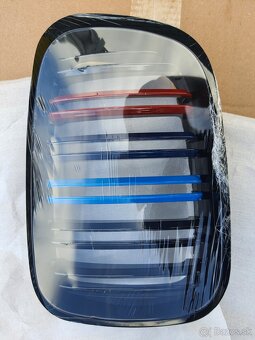BMW E46 ladvinky/maska M3 tricolor - 3