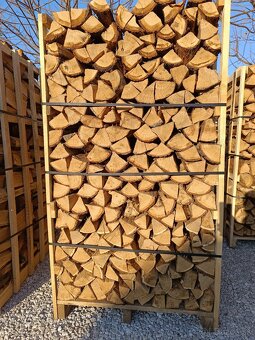 Palivove drevo DUB BUK 1,8m3 ukladane štiepané v klietke - 3