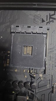 Asus am4 ROG STRIX B450-F GAMING - 3