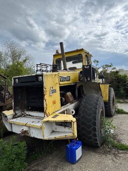 Nakladač volvo - 3