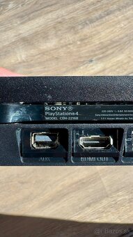 PS4 Slim 1TB + 1 ovládač - 3