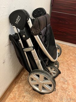 Kočiar BRITAX - 3