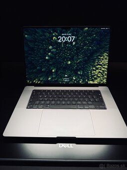 Macbook Pro 16 palcový, M2 Pro, 512GB, Space grey - 3
