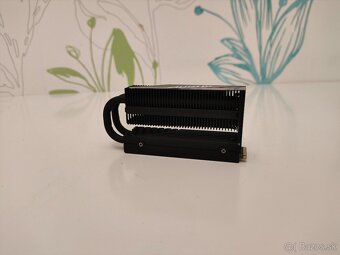 NOVY GIGABYTE Aorus gen4 7000s PREM ssd 2tb - 3