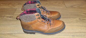 Tommy Hilfiger vysoká obuv Eur42 - 3