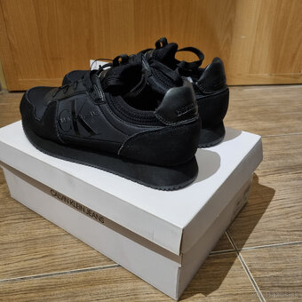 Calvin Klein nove - 3