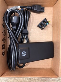 HP 65W Slim Travel Adapter lahka mala - 3