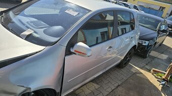 Volkswagen Golf V 1.9 TDI BLS - 3