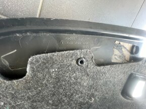 Passat B8 tapacir kufra 3G9867427 - 3