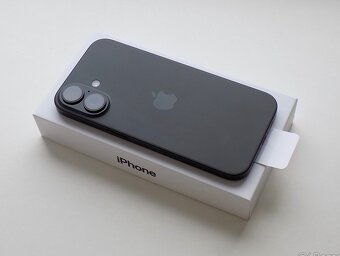 iPhone 16 Black 256GB - 3