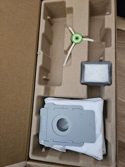 Robotický vysávač - iRobot Roomba i7+ (7558) - 3