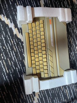 Počítače a príslušenstvo Atari - 3