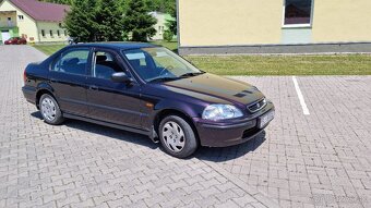 Honda Civic 1,5 VTEC LS 84 KW - 3