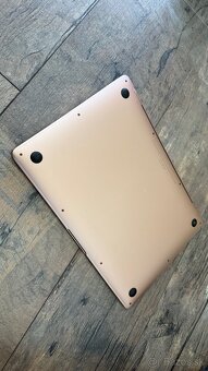 Predám MacBook Air 13” M1 2020 8GB Rose gold - 3