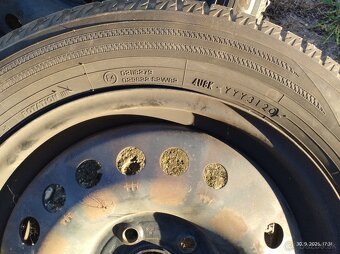 Zimne pneumatiky 205/60 R16 na diskoch 5x114,3 + TPMS + pukl - 3