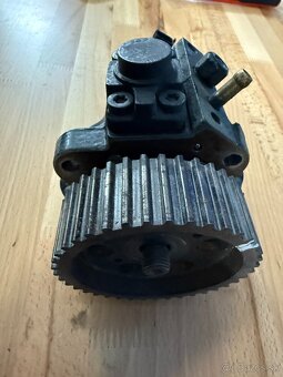 Vstrekovacie čerpadlo 0445010185 - 3