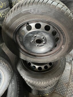 Predám zimne pneumatiky 205/55/16 a disky Škoda , VW - 3