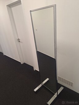 Obojstranné zrkadlo (výška 180 cm) na kolieskach – položka 2 - 3