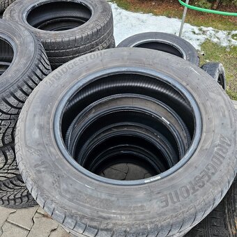 235/60 r17 Bridgestone - 3