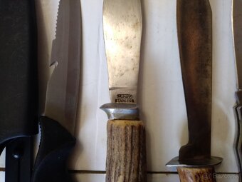 Vreckové nožíky,dve dýky,britvy - 3