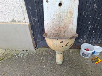 Retro liatinove umyvadlo - 3