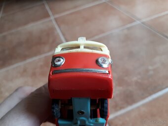 Stara hracka - Trolejbus od ITES - 3