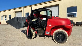 Teleskopicky nakladač JCB 520-40 - 3