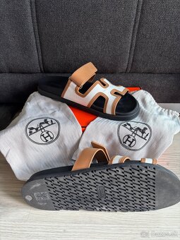 Bielo-hnedé pánske Hermès šľapky - 3