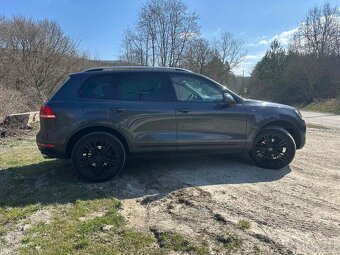 Volkswagen Touareg R-line II 3.0 TDI V6 - 3