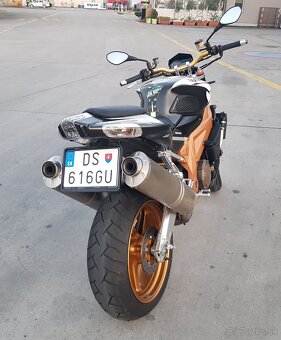 Aprilia TUONO 1000 R FACTORY - 3