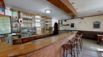 Multifunkčná budova v centre obce Selice – ideálna investičn - 3